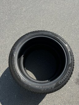 Celoroční pneu Kumho 225/45/ ZR18 95W - 3