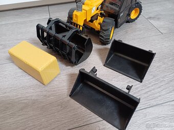 Bruder 02141 CAT nakladač s telskopickým ramenem vč.přísluše - 3