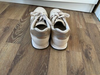 Dámské tenisky New Balance GW500MP1 - 3