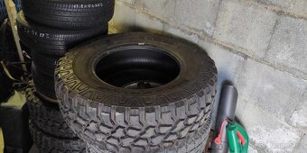 Nokia M/T pneu 265/70 R17 - 3
