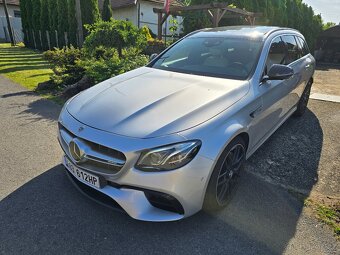 Mercedes Benz E63S 4 matic+ - 3