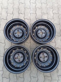 Plechové disky na Hyundai i20 - 3