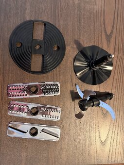 Food Processor – CONCEPT RM3300 1000W / Kuchyňský robot – CO - 3