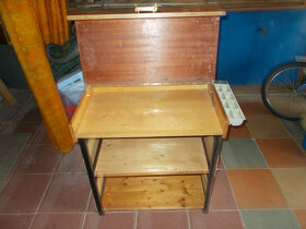 Stolek pracovní - 3
