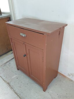 Skříňka malá - 3