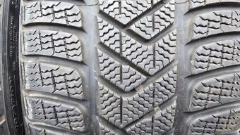 Zimní pneu 245/30/20 Pirelli - 3