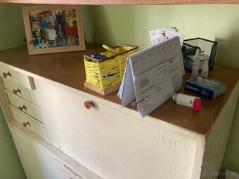 Dobová kuchyňská kredenc - 3