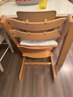 Rostoucí židle - 3