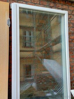 velké plochy skla PRO KUTILY - 3