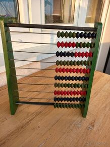 Staré dřevěné počítadlo - 3