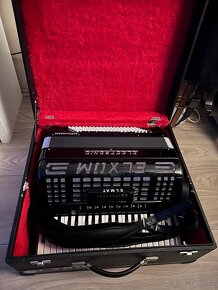 Prodám Akordeon ELXOM - 3