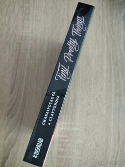 Tiny Pretty Things - Krása, která bolí - 3