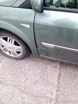 Renault Megane Scénic 2 - 3