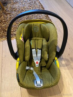 Dětská sedačka Cybex Cloud i-Size Plus - 3