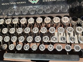 Starožitný psací stroj - 3