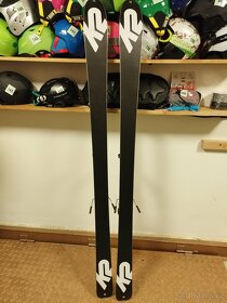Skialpove lyže K2 181cm s pásy a mačkami jako nové - 3