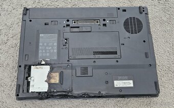 HP Compaq 8710p - 3