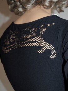 Elegantní černé tričko s dlouhým rukávem - 3