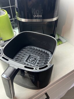 Horkovzdušná fritéza Vivess 5,5l - 3