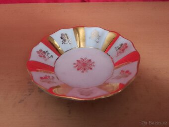STAROŽITNÁ PORCELÁNOVÁ MISKA NA OŘÍŠKY KARLOVARSKÝ PORCELÁN - 3