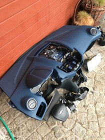 Ford fiesta airbagy modra palubka - 3