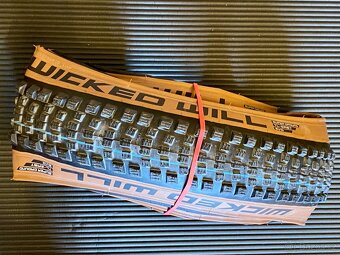 Prodám 2x Schwalbe Wicked Will 27,5x2.40, 62-584 SuperGround - 3