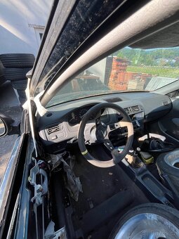 Honda Civic 1.5 ecovtec - 3