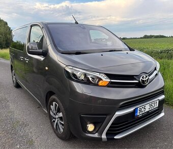 Toyota Proace Verso VIP 2.0D 130kW Automat • 6 míst • 4/2022 - 3