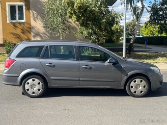 Opel Astra H 1.9 CDTI Automat • r.v. 2006 • Bez koroze • STK - 3