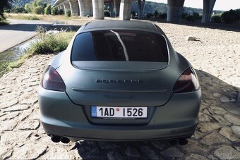 Porsche Panamera 4S 4.8 V8 - 3