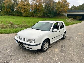 Volkswagen Golf - 3