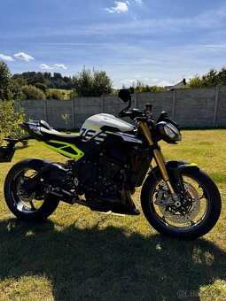 Triumph Street Triple 765 RS Moto2 TM Edice - 3