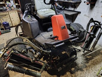 Vřetenová sekačka Jacobsen LF 3400 - 3