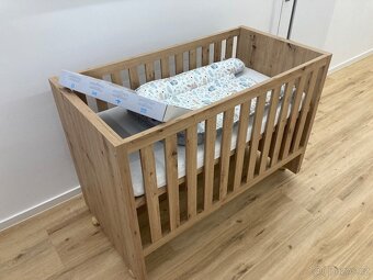 Dětská postýlka + monitor dechu Nanny - 3