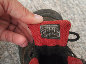 Prodám kožené dětské boty KEEN vel.26, stélka 16cm - 3