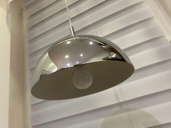 Sada 2 kovových stříbrných lustrů - 3