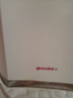 Elektrický citrusový odšťavňovač Guzzini - 3