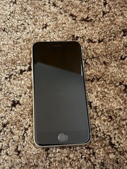 IPhone SE 2020 - 3
