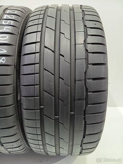 Letní pneu 225/40/18 Hankook - 3