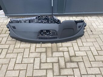 Škoda Superb IV, 4 - palubní deska - 3