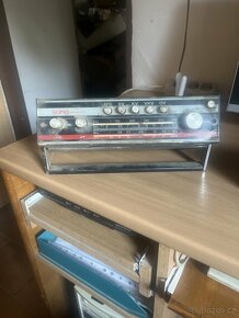 Stará rádia spis do sbirky. - 3