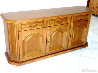 třídveřová rustikální komoda - 3