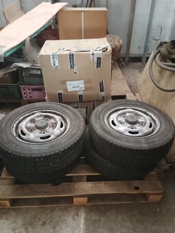 Kola Ford transit 195/70R15C - 3