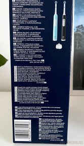 Oral-B PRO Series 1 Duo Blue + Black oscilační kartáček 2 ks - 3