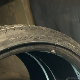 Letní pneu 225/35 R19 88Y Pirelli 6mm - 3