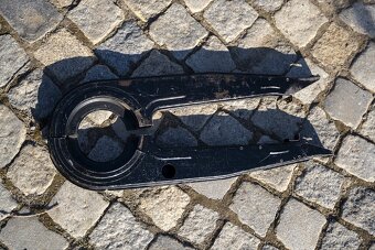 Kryt řetězu ČZ 175/450, ČZ 125 /453, ČZ 250 /455 - 3