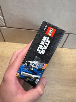 LEGO Star Wars 75391 Captain Rex Y-Wing Microfighter - 3