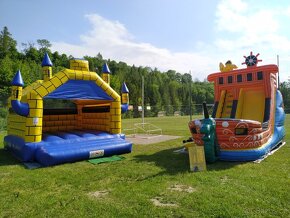 Skákací hrad - pronájem / půjčení profesionální atrakce - 3