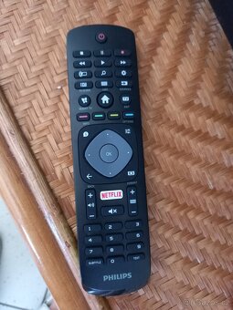 Philips 43PUS6703/12 4K UHD LED Smart - 3