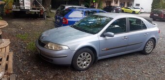 Renault Laguna 2.0i - 3